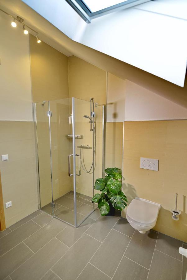 Pretti - Neues Stilvoll Eingerichtetes Im Zentrum Von Apartment
